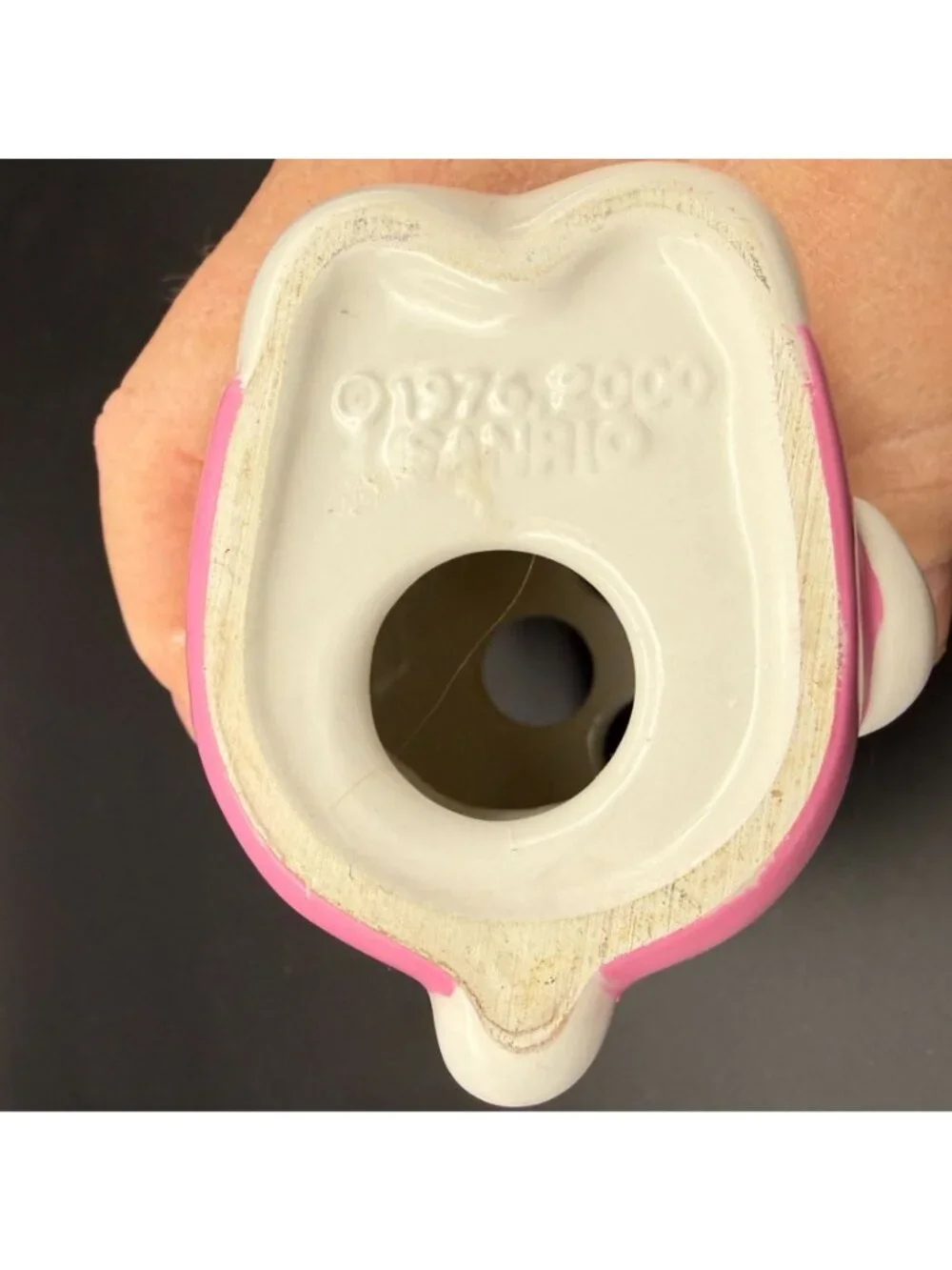 Vintage 2000 Sanrio Hello Kitty Ceramic Bathroom Toothbrush Holder